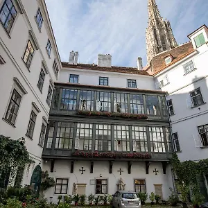 Gaestehaus Deutscher Orden ホテル