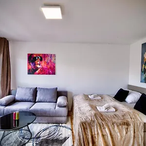 Meraki Apartment