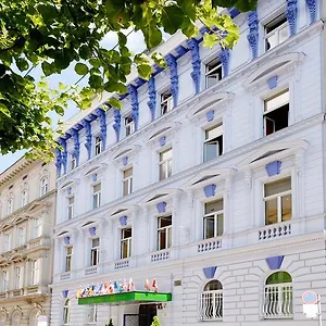 Westend Albergue