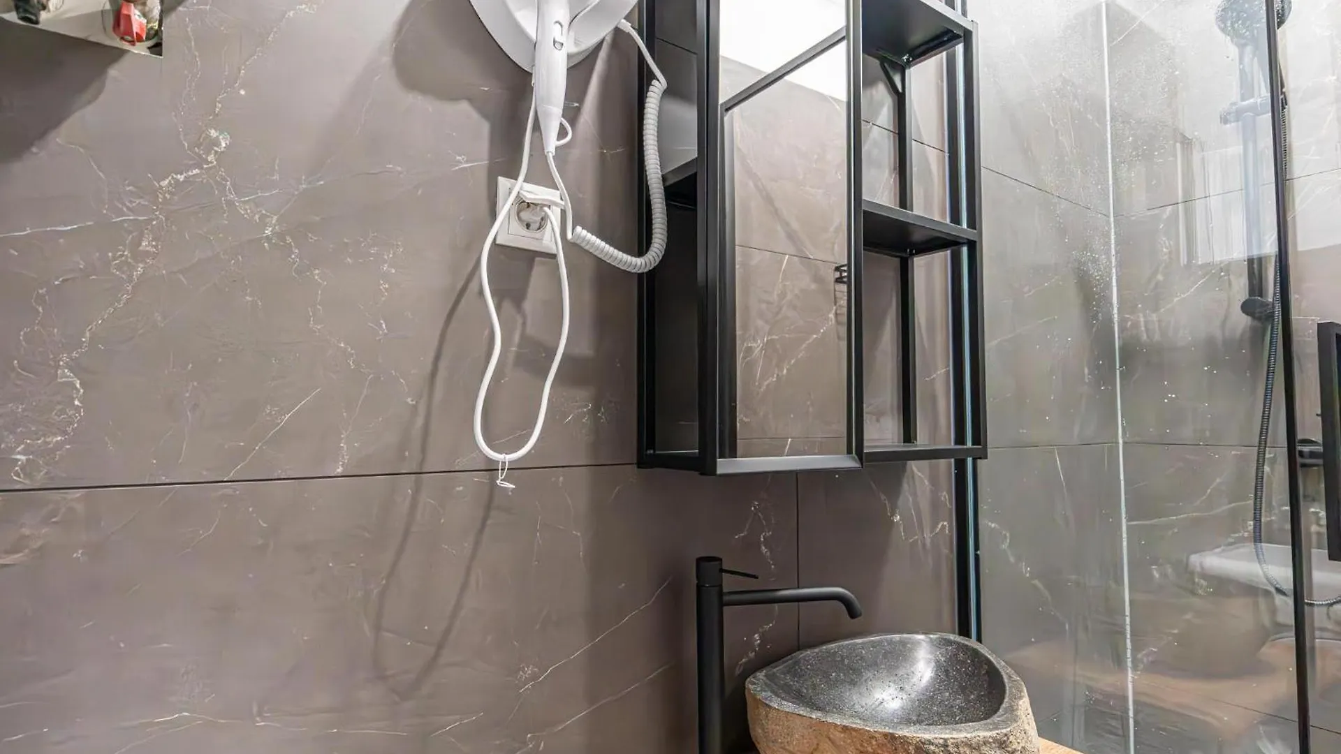 Charming 2Br Aprtment Near All Tourist Attractions Vienna 0*,