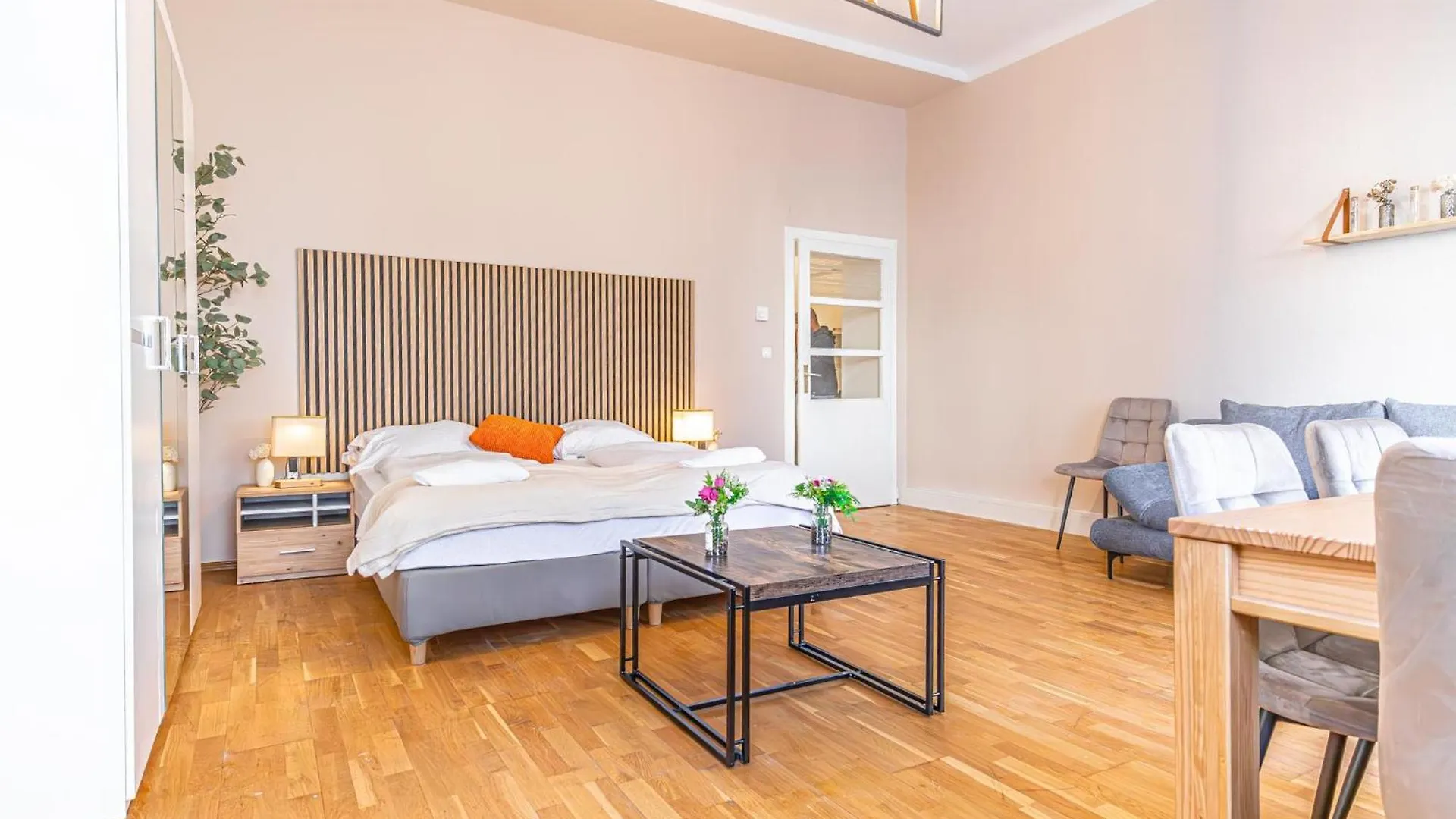 Charming 2Br Aprtment Near All Tourist Attractions Vienna 0*,